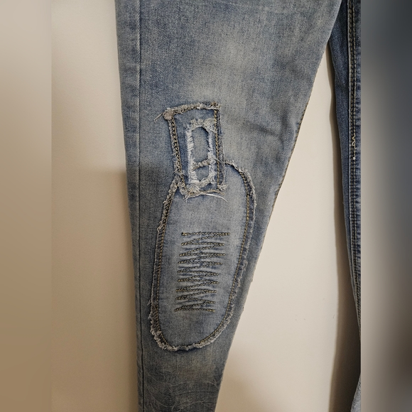Vintage Low-Rise Skinny Patchwork Jeans - Picture 9 of 12
